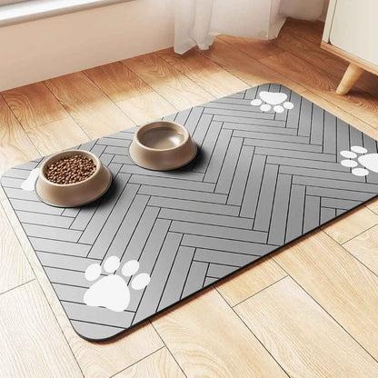 Gray diatomite pet feeding mat 30x40cm splash-proof surface close-up