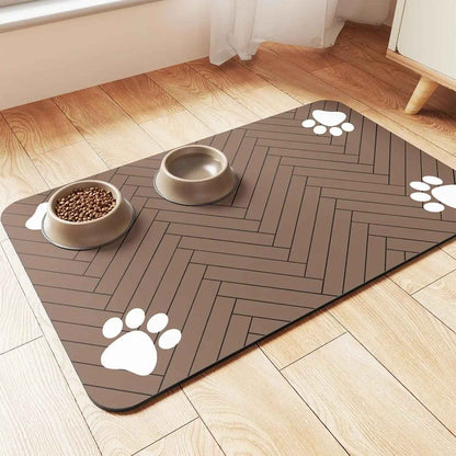 Brown diatomite pet food mat easy clean rinse demonstration